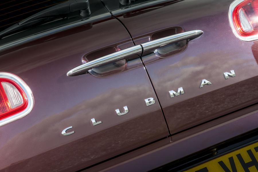  Mini Cooper D Clubman 2015 года  (UK) (фото 100 из 127)